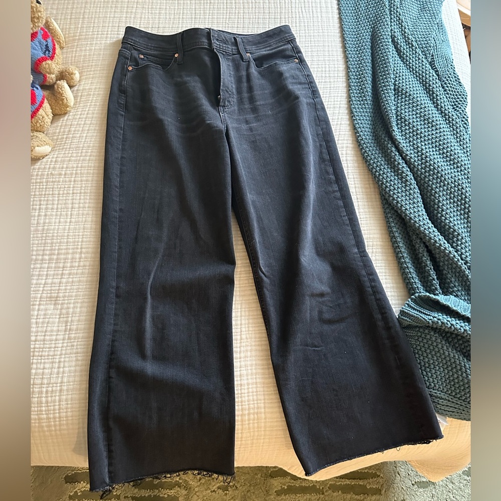 Women's Black Wide-Leg Jeans